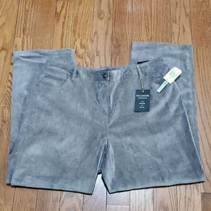NWT: ZAC & RACHEL WOMAN COURDAROY PANTS
